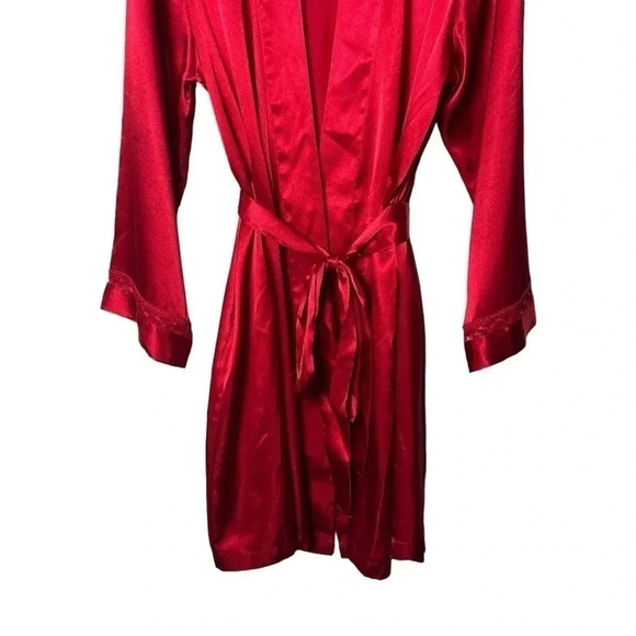 1689. VINTAGE MORGAN TAYLOR INTIMATES SATIN SILKY ROBE RED IN COLOR SIZE LARGE - Picture 4 of 9